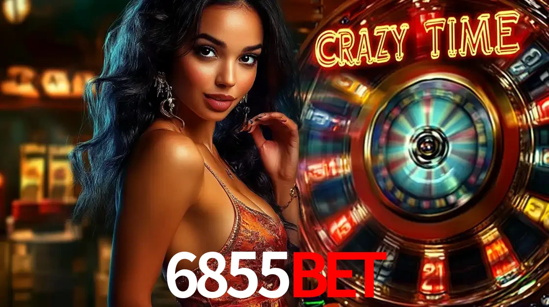 Mulher elegante ao lado da vibrante roda da fortuna do jogo de cassino ao vivo Crazy Time, um dos game shows mais populares e cheios de prêmios do 6855bet.